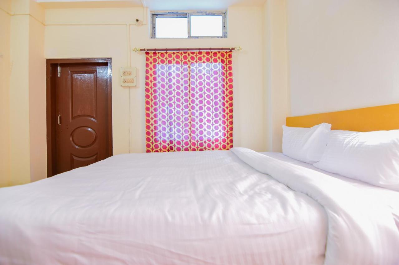 Spot On 30735 Dreamland Guest House Dispur Zewnętrze zdjęcie